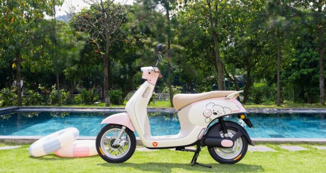 YADEA Omee - Xe máy điện giá rẻ cho học sinh, đi tối đa 89 km sau mỗi lần sạc